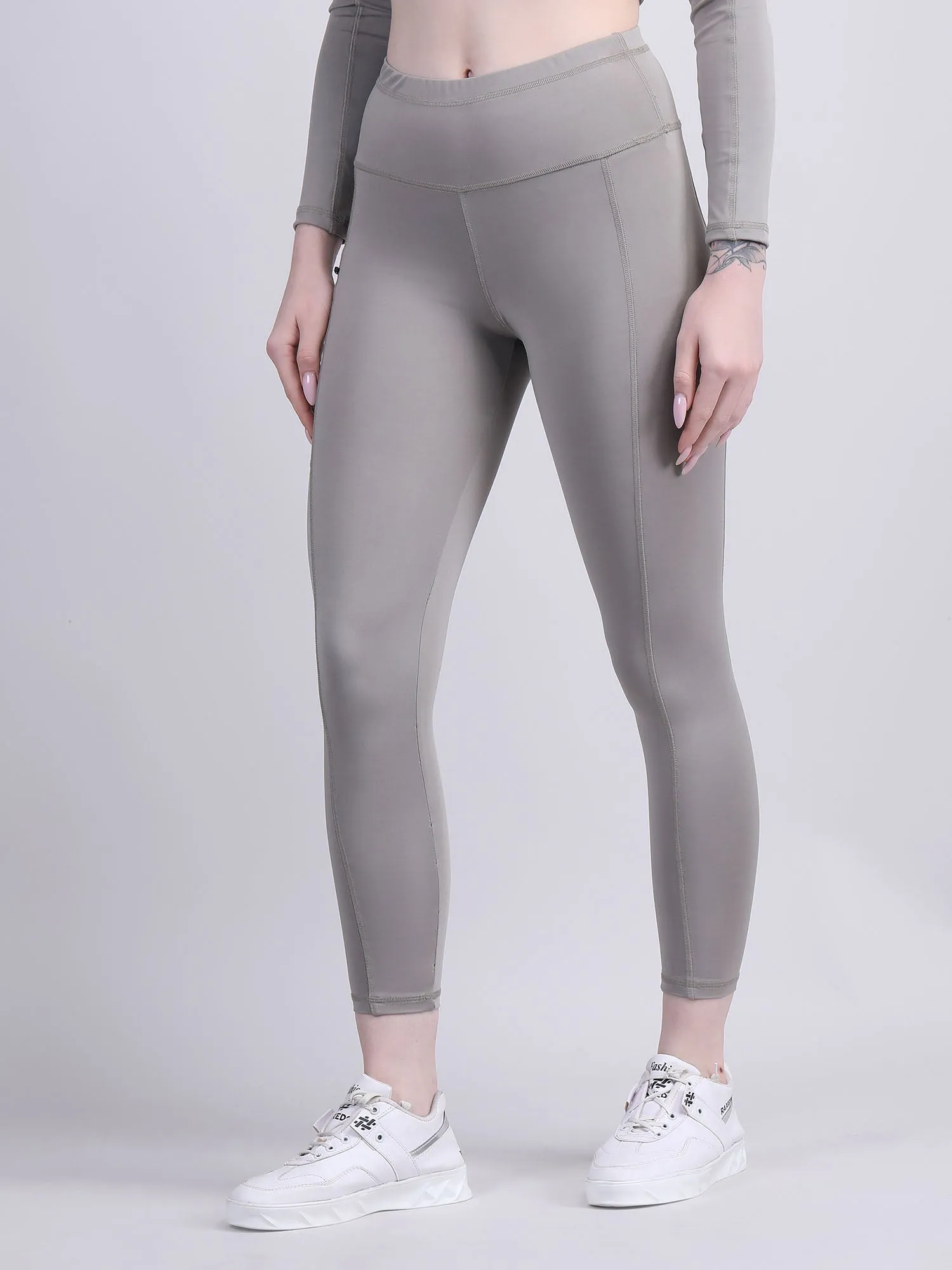 gym pants for ladies with Pockets