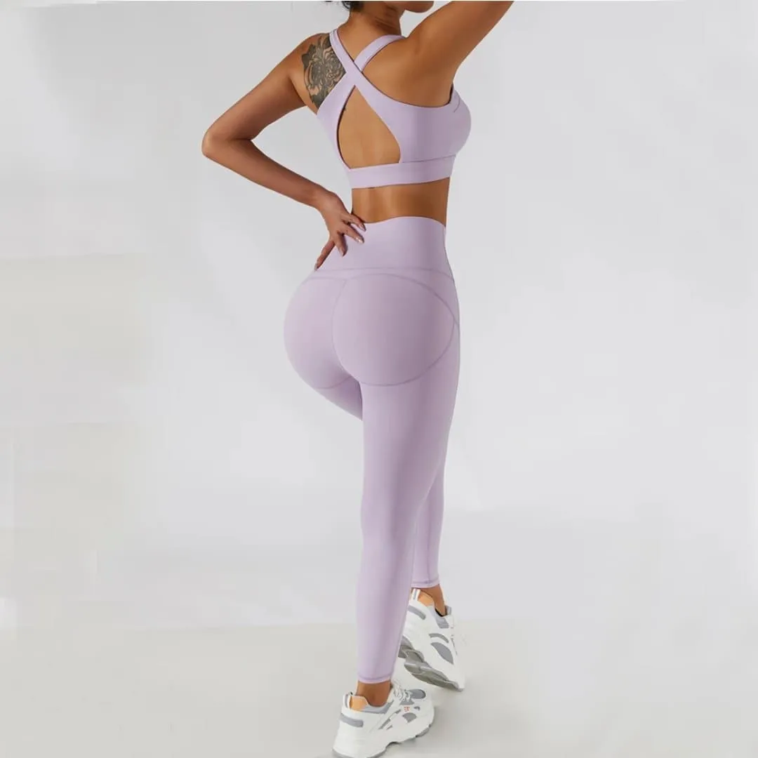 Seamless Leggings Set: Sports Bra, Shorts, and Yoga/Fitness/Gym Size S/M/L